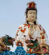 你家坟地只要出过人物,不管一个两个即非空穴